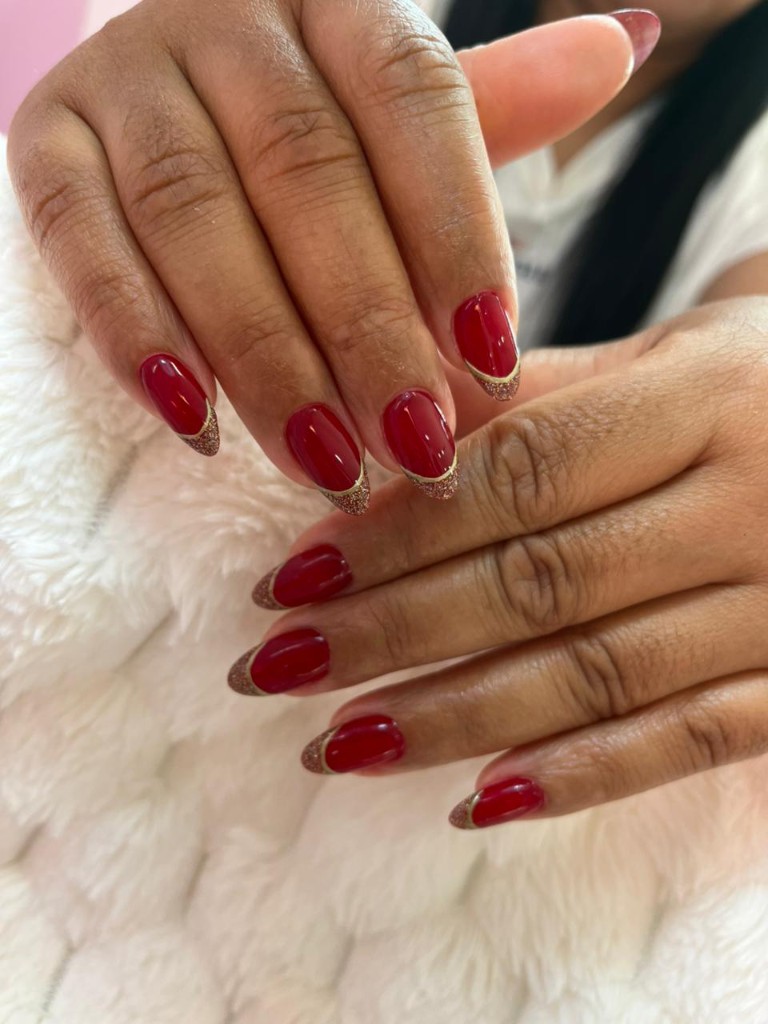 Diseño rojo elegante